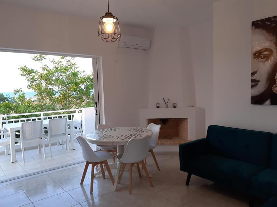 Retreat Apartments In Drosia - 2 Bedrooms Apartment Makris Gialos  Exterior foto